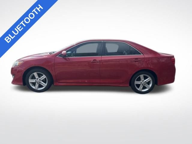 Used 2014 Toyota Camry SE image 6