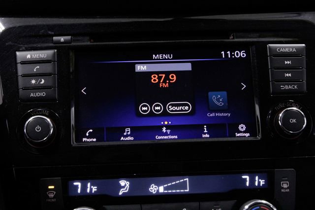 Used 2020 Nissan Rogue SV image 29