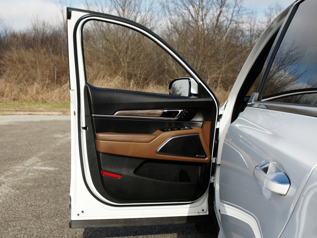 Used 2020 Kia Telluride SX w/ SX Prestige Package image 17