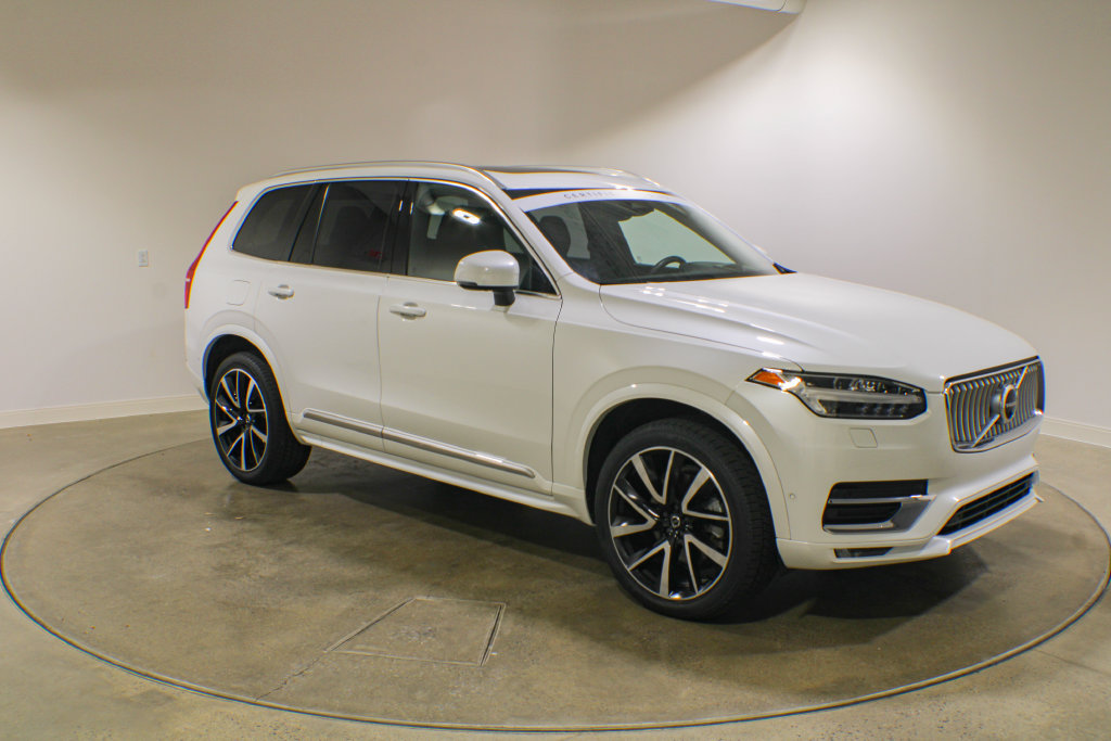 Certified 2024 Volvo XC90 B6 Ultimate w/ Protection Package Premier AWD/4WD image 7