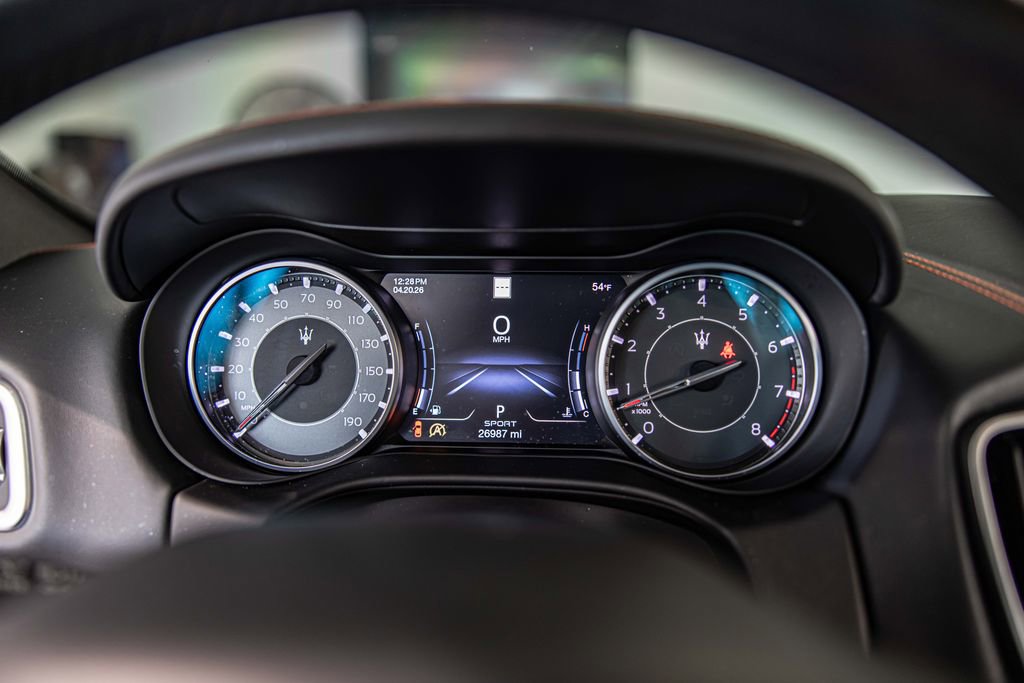 Used 2021 Maserati Ghibli RWD image 24