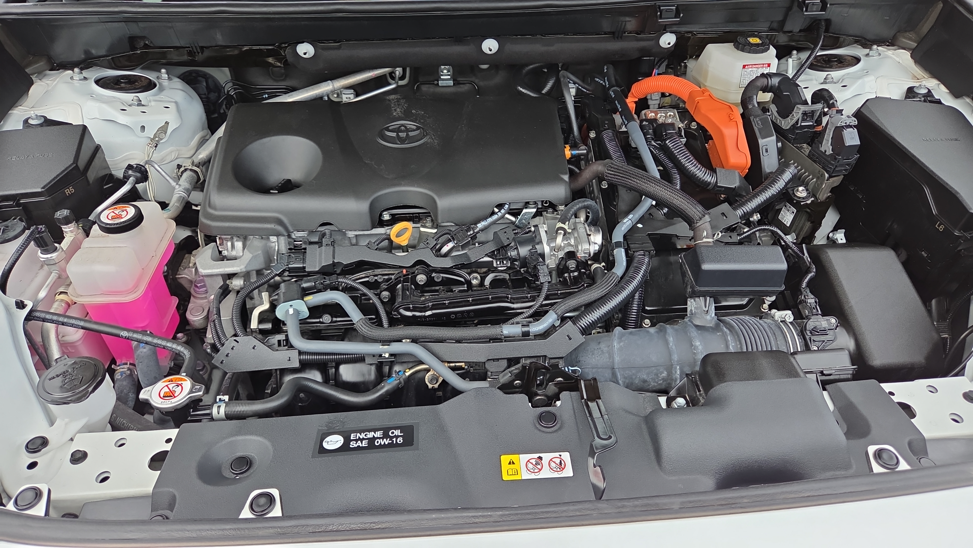 Used 2023 Toyota RAV4 XSE AWD/4WD image 19