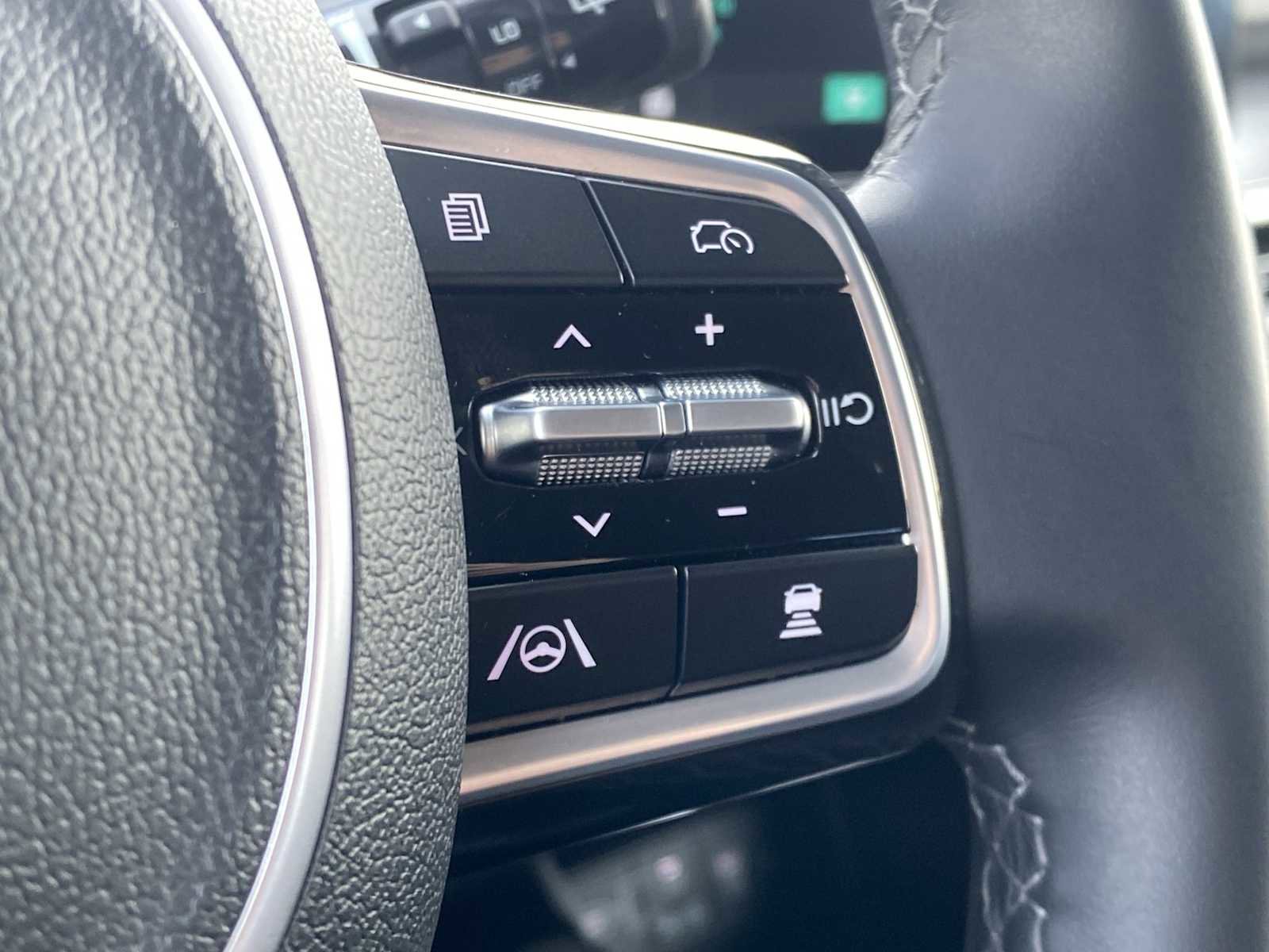 Used 2024 Kia Sorento S w/ Panoramic Sunroof Package image 32