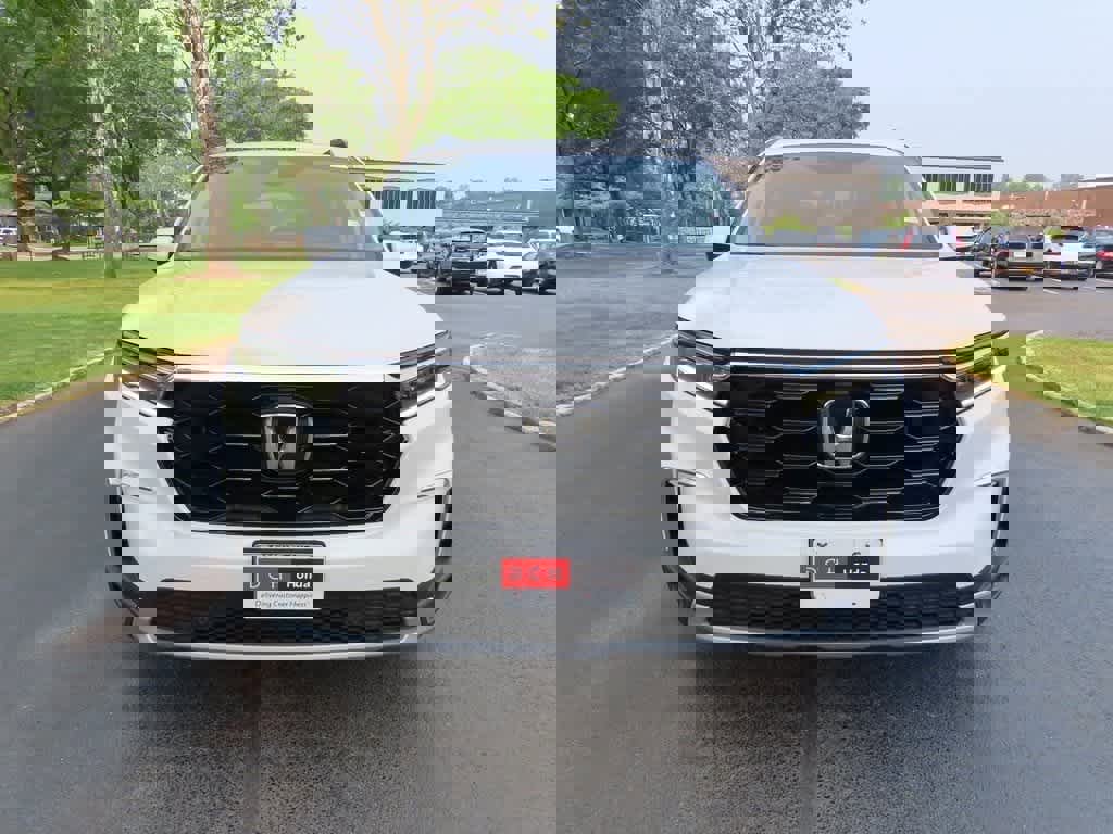 New 2025 Honda Pilot Touring image 6