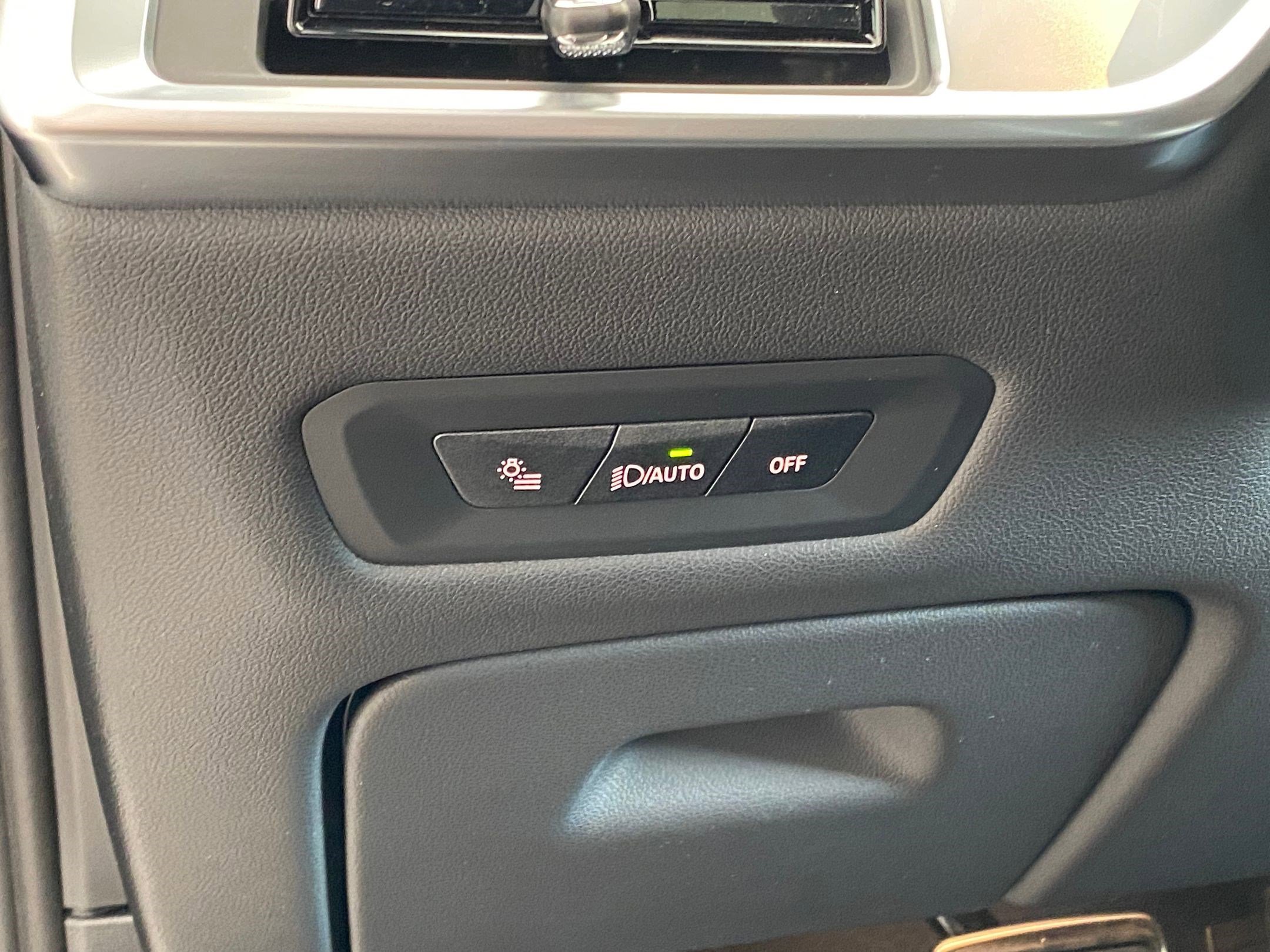 New 2026 BMW X5 xDrive50e w/ Executive Package image 20