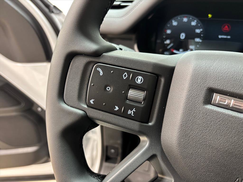 Used 2026 Land Rover Defender 110 S image 21