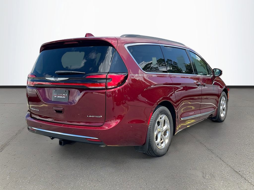 Used 2022 Chrysler Pacifica Limited FWD image 7