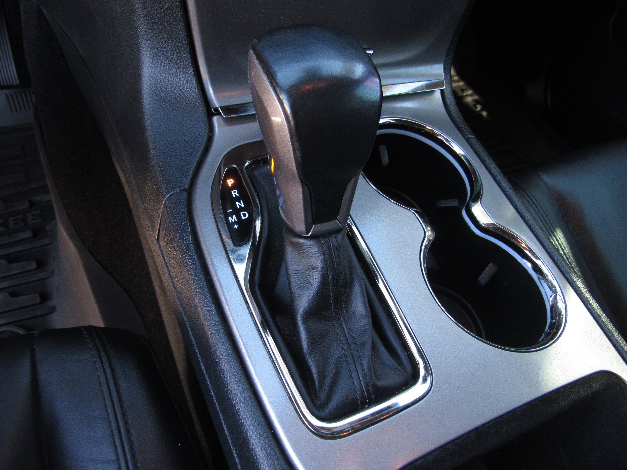 Used 2021 Jeep Grand Cherokee Limited X image 22