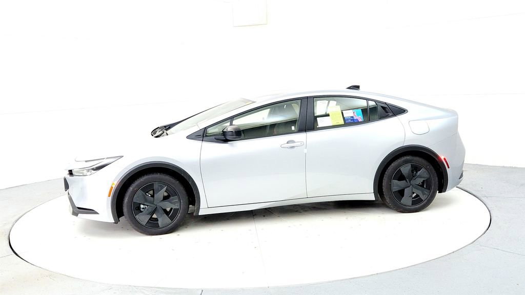 New 2026 Toyota Prius Plug-In Hybrid FWD image 3