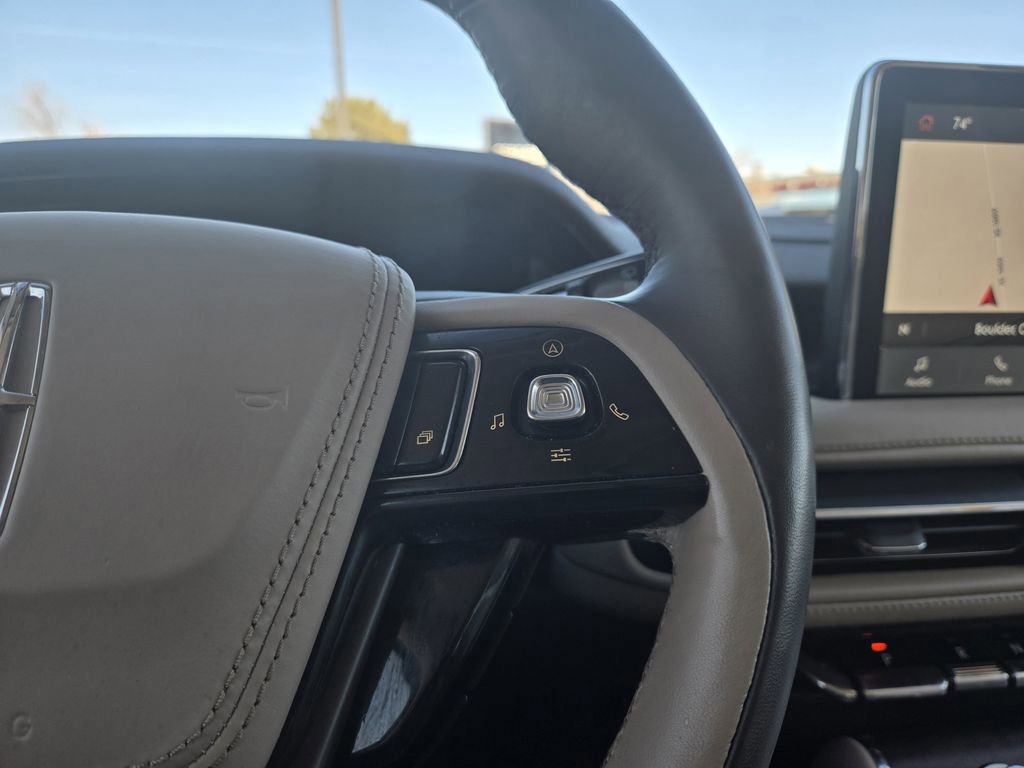 Used 2023 Lincoln Aviator Reserve w/ Equipment Group 201A image 17