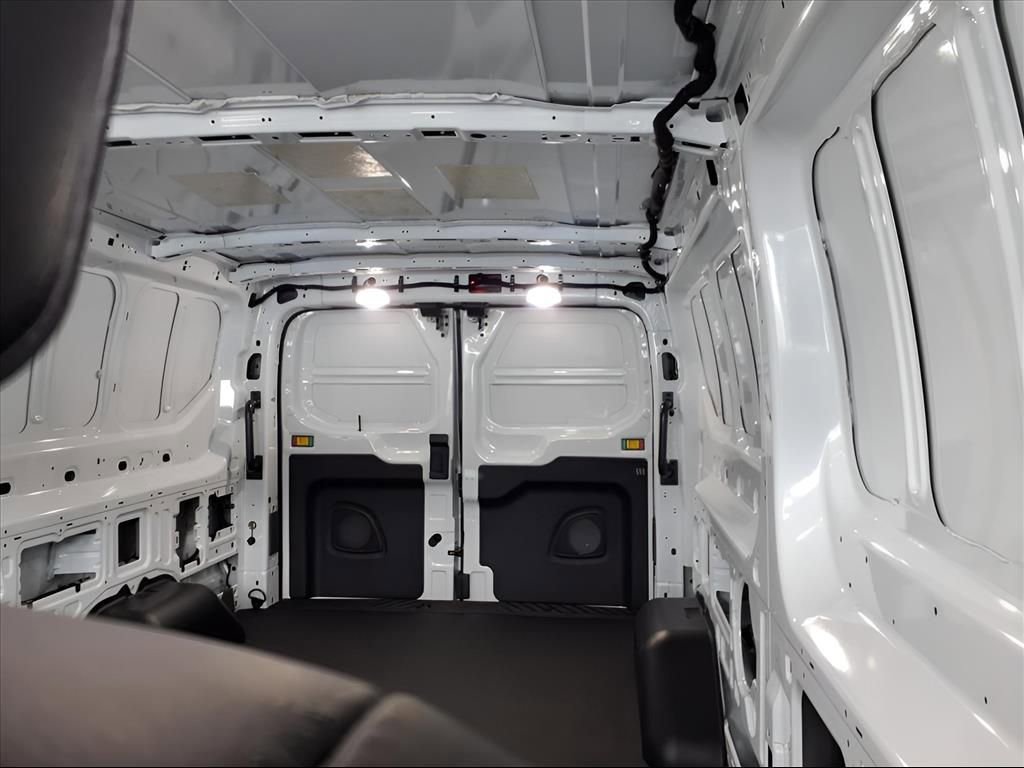 New 2025 Ford Transit 350 148 Low Roof image 21
