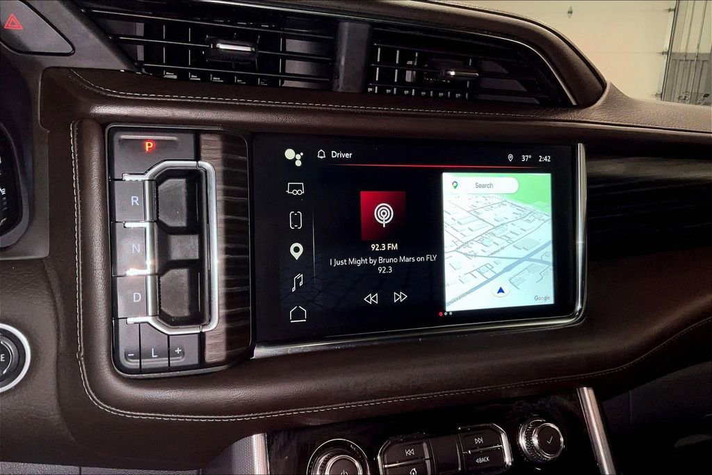 Used 2022 GMC Yukon Denali w/ Max Trailering Package image 15