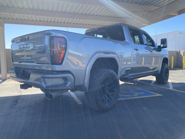 Used 2025 GMC Sierra 2500 AT4 w/ AT4 Premium Plus Package image 3