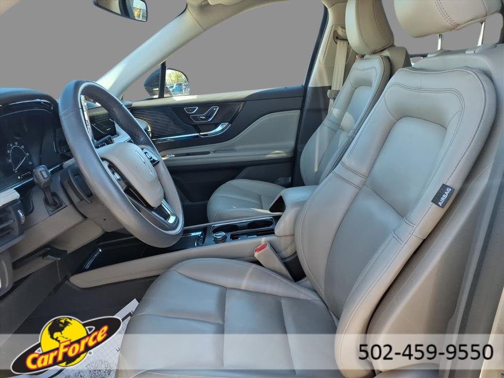 Used 2021 Lincoln Corsair AWD image 6