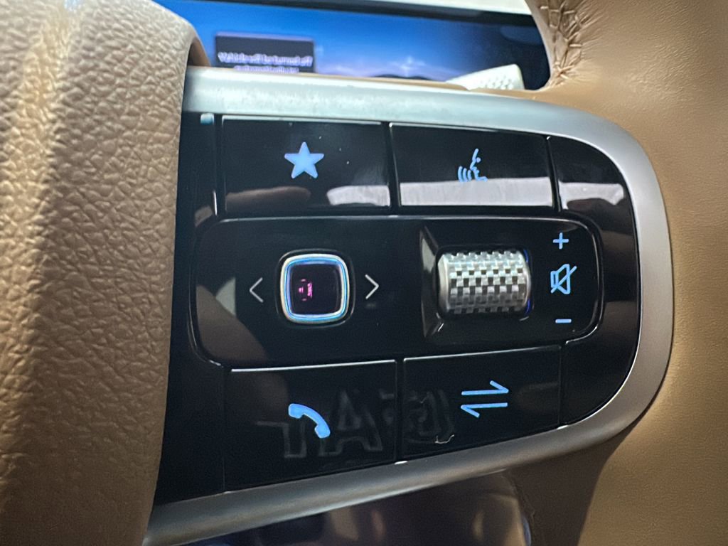 Certified 2025 Genesis G80 2.5T Advanced image 24