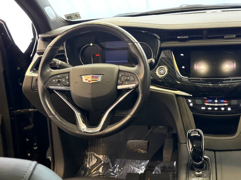 Used 2023 Cadillac XT6 Premium Luxury AWD/4WD image 20