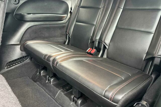 Used 2024 Dodge Durango GT image 12