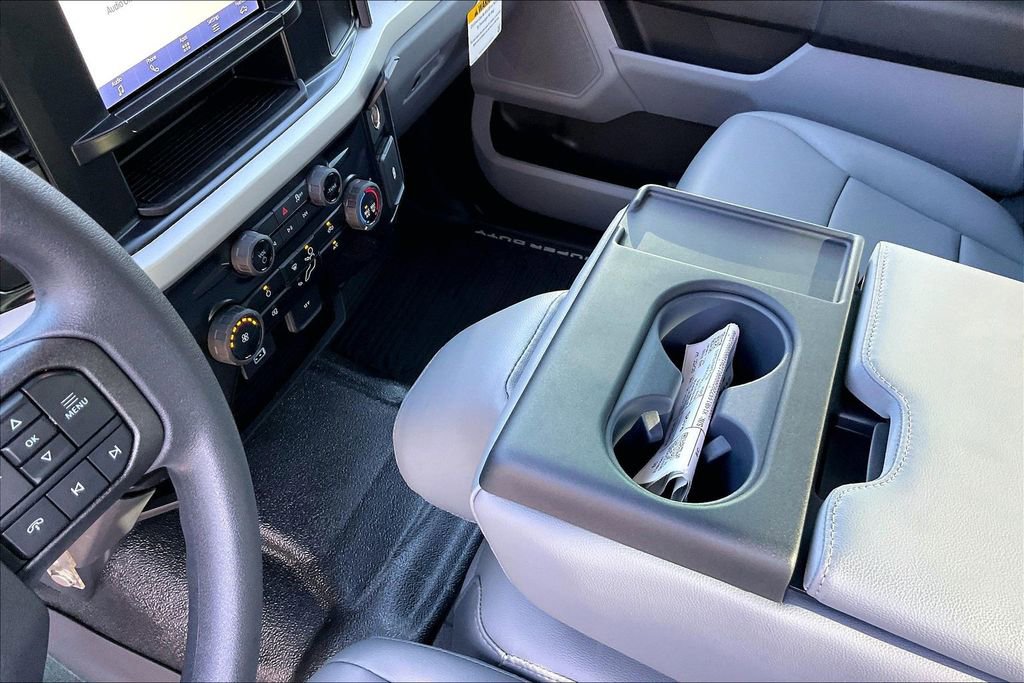 New 2026 Ford F250 XL w/ XL Chrome Package image 7