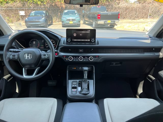 Used 2025 Honda CR-V EX image 11