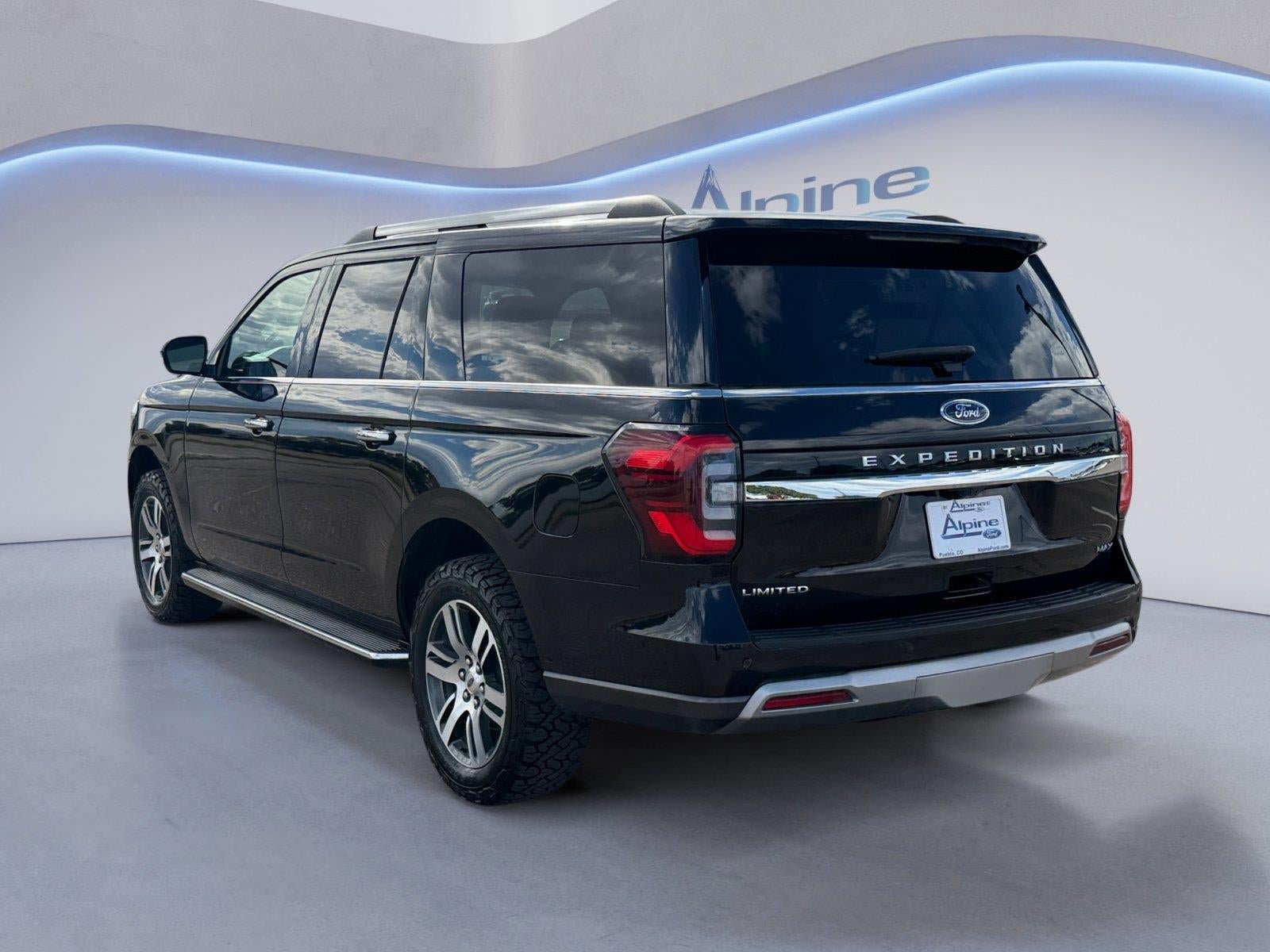 Used 2022 Ford Expedition Max Limited AWD/4WD image 3