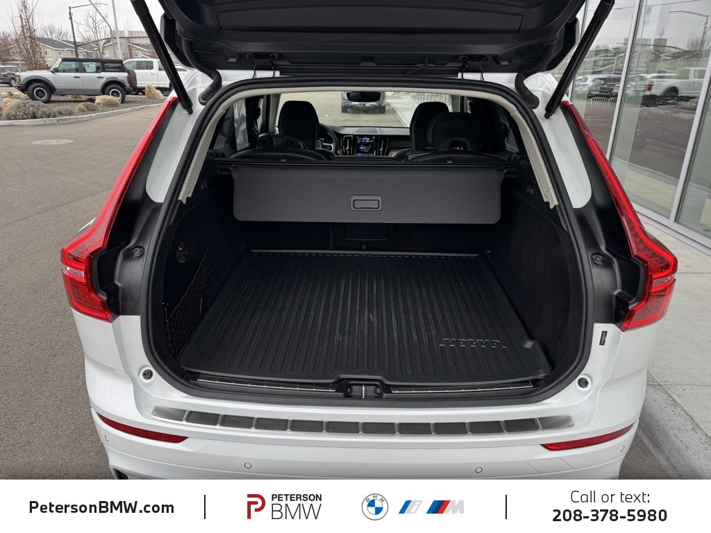 Used 2024 Volvo XC60 B5 Ultimate w/ Protection Package Premier image 6