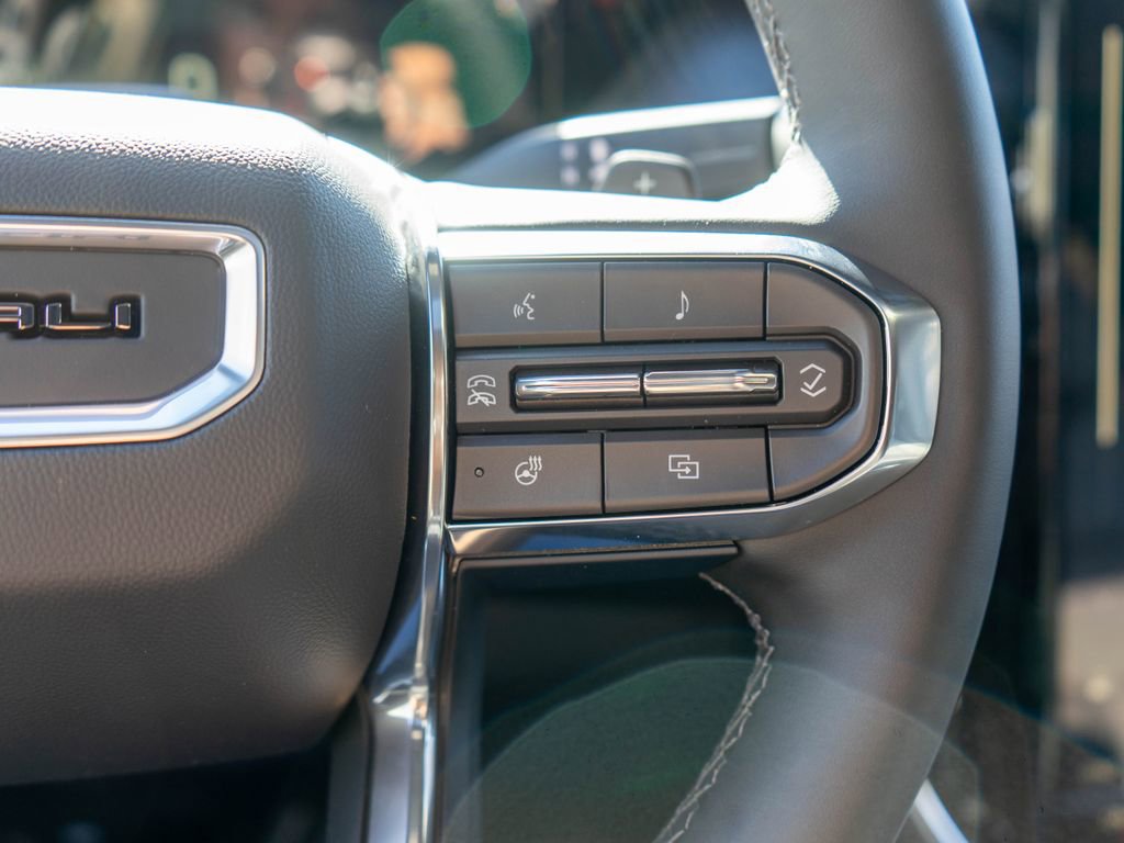 New 2026 GMC Yukon XL Denali w/ Denali Reserve Package image 23