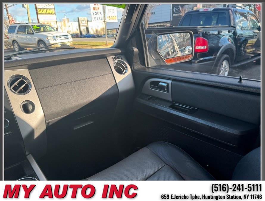 Used 2011 Ford Expedition XLT w/ 203A Rapid Spec Order Code image 12