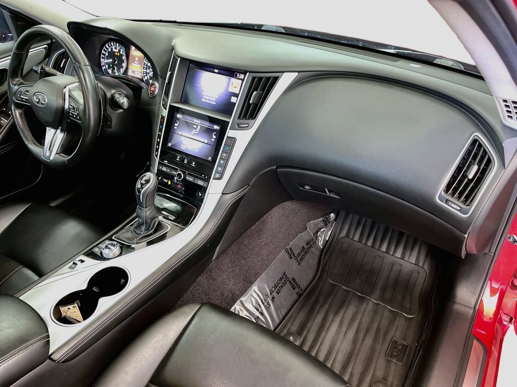 Used 2021 INFINITI Q50 Luxe w/ All Weather Package AWD/4WD image 29