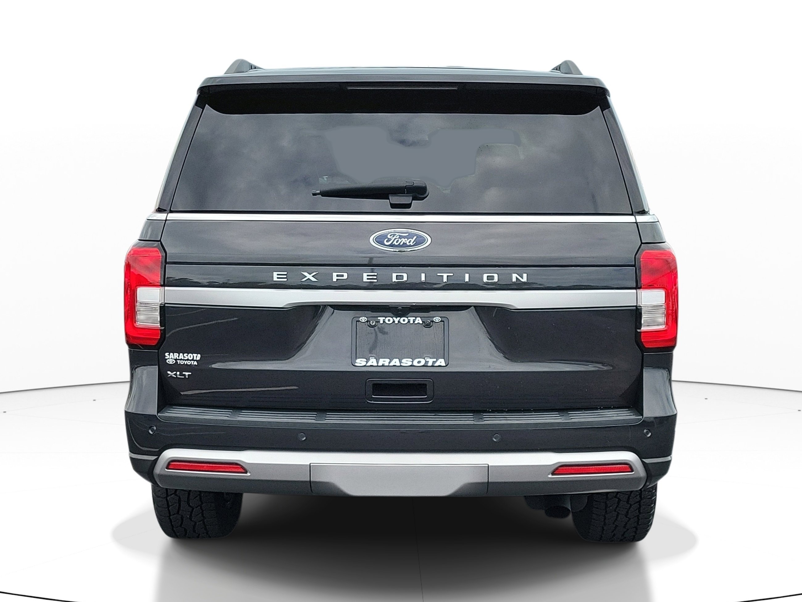 Used 2022 Ford Expedition XLT RWD image 5
