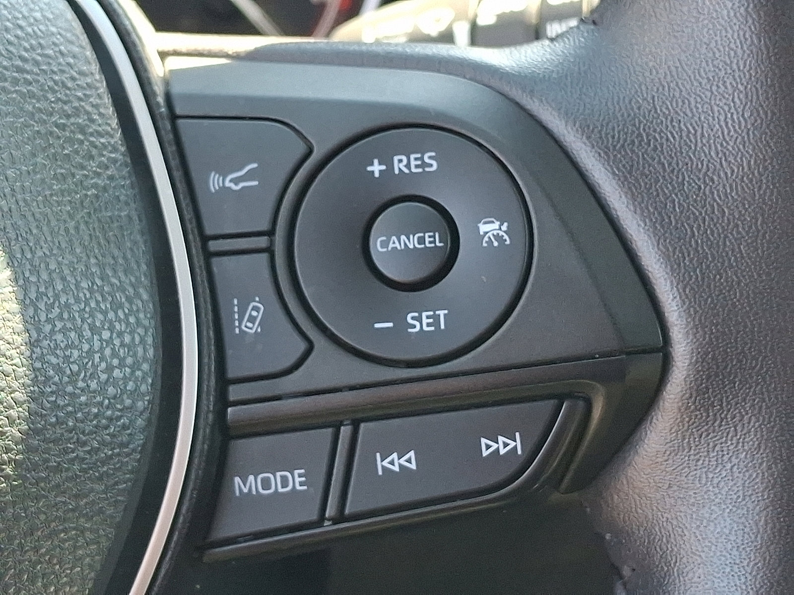 Certified 2025 Toyota RAV4 XLE image 23