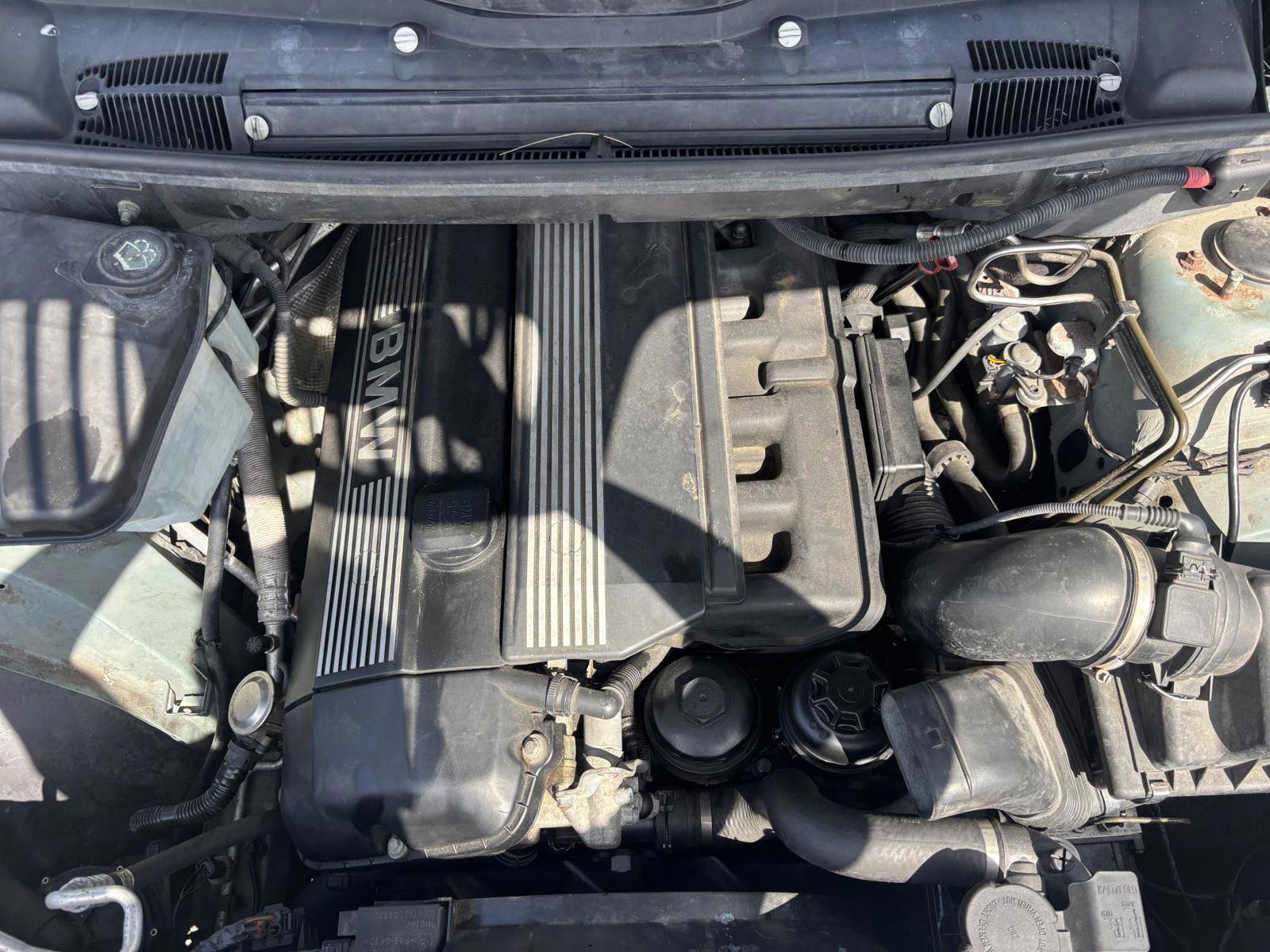 Used 2002 BMW X5 3.0i image 32