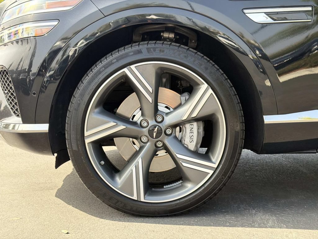 Certified 2025 Genesis GV80 3.5T Prestige AWD/4WD image 25