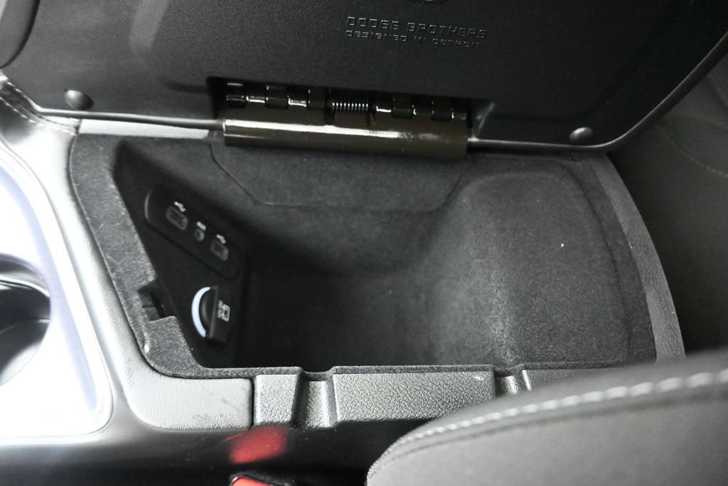 Used 2018 Dodge Challenger R/T Scat Pack RWD image 23
