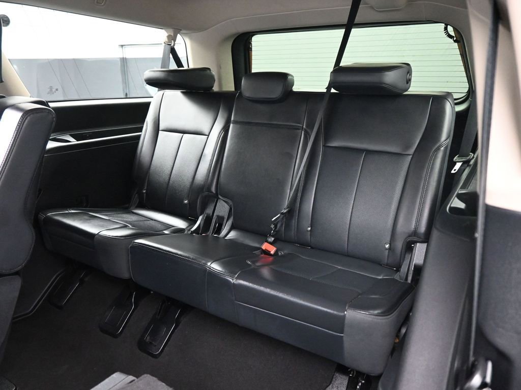 Certified 2024 Ford Expedition Max XLT image 21