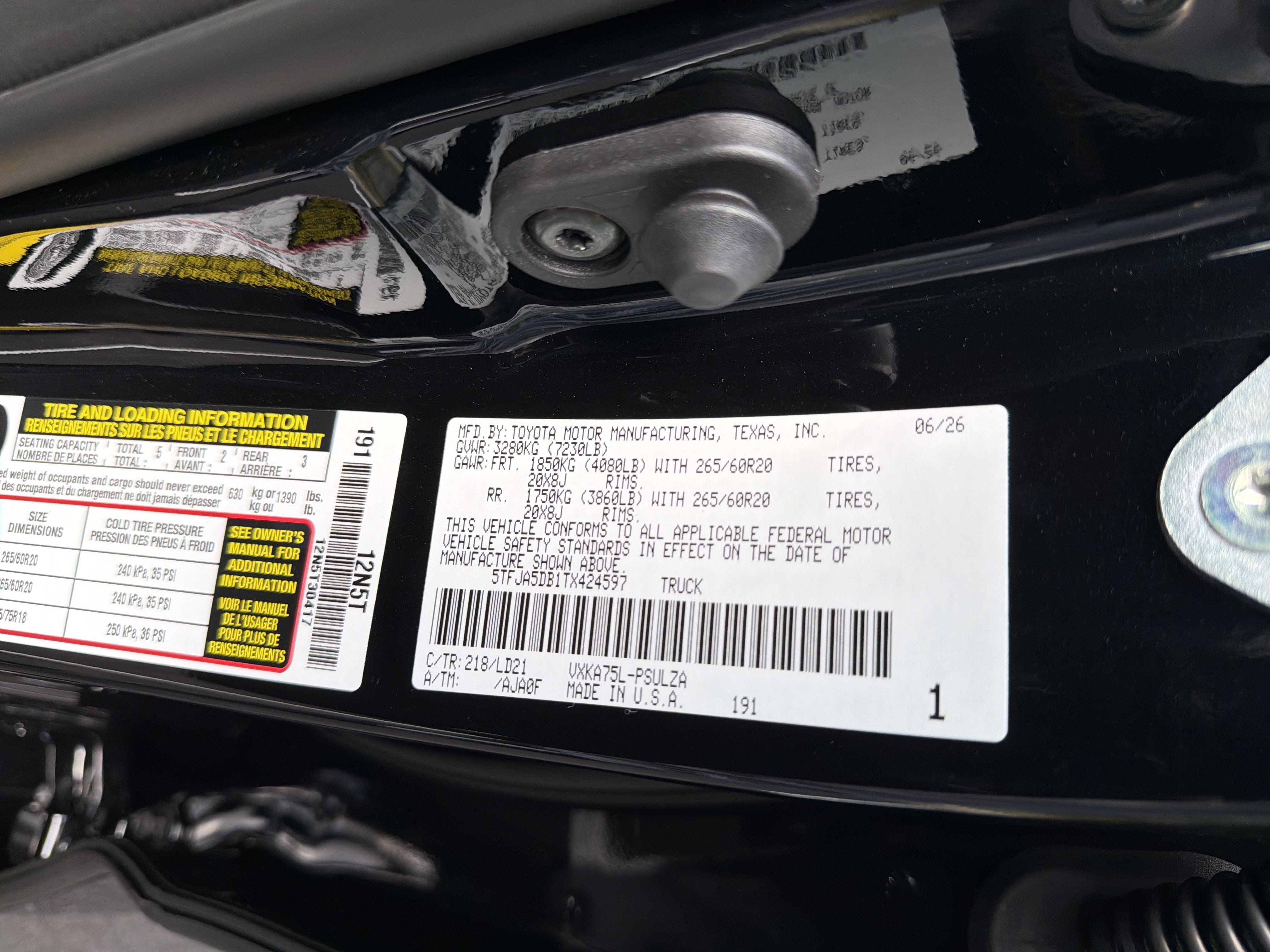 New 2026 Toyota Tundra Limited AWD/4WD image 16