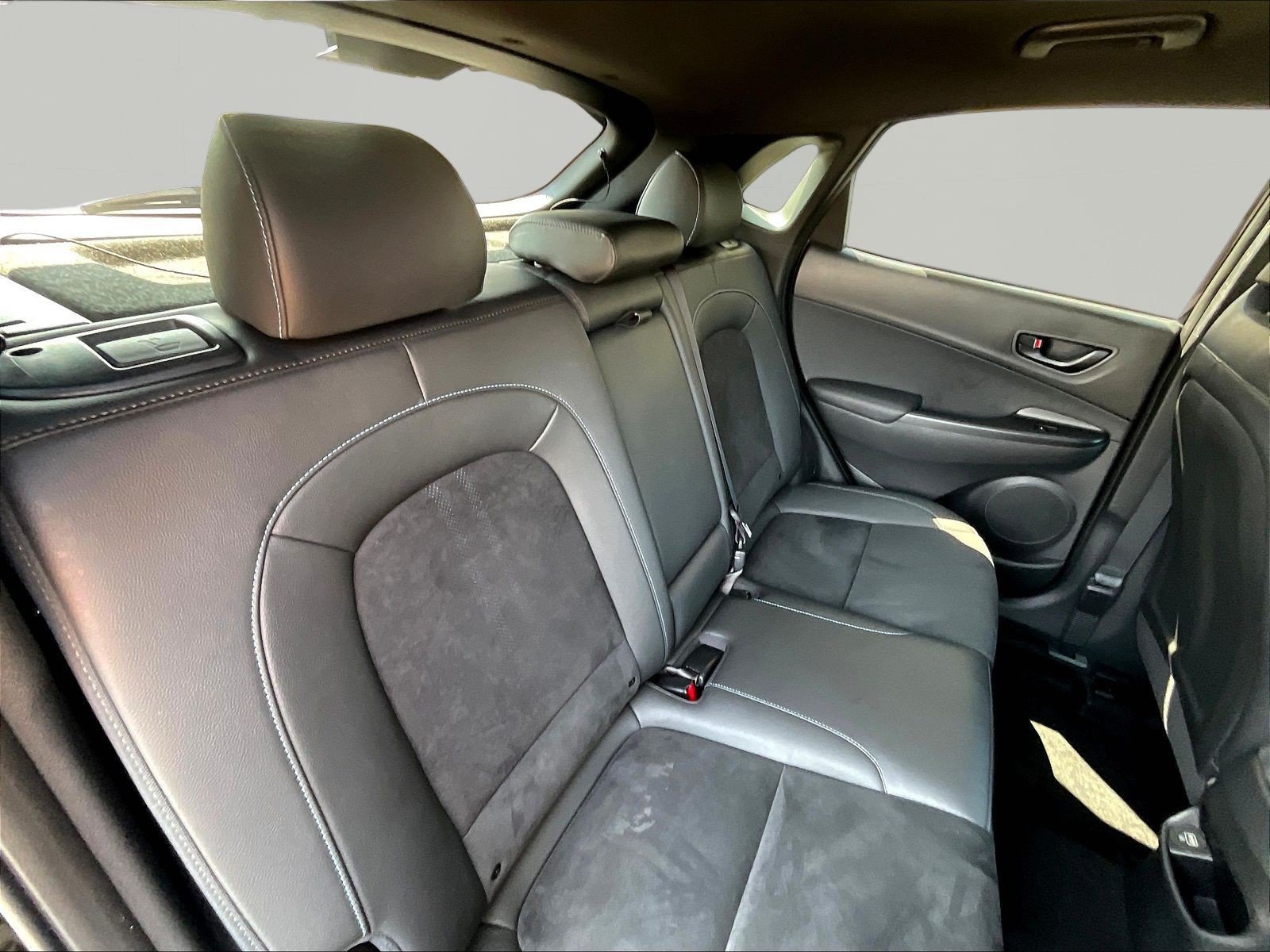 Certified 2022 Hyundai Kona N FWD image 25