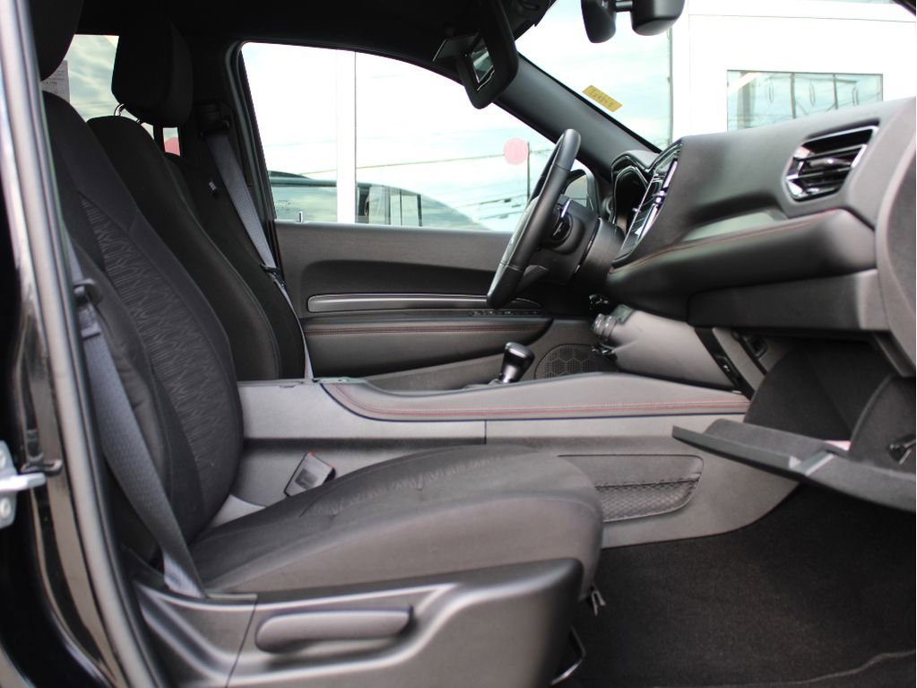 Used 2025 Dodge Durango GT w/ Blacktop Package image 23