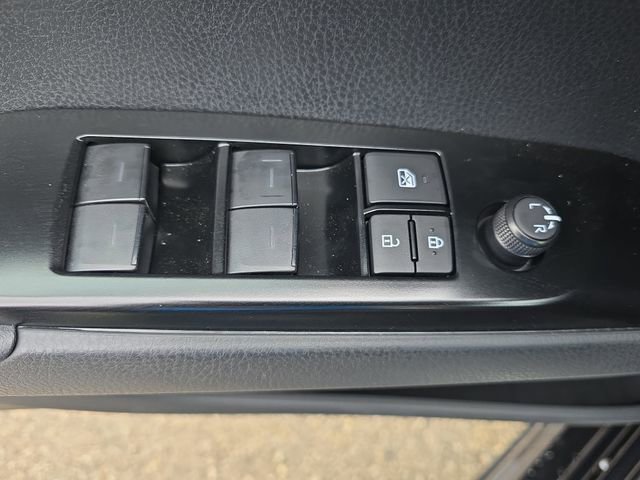 Used 2026 Toyota Camry SE w/ Convenience Package image 28