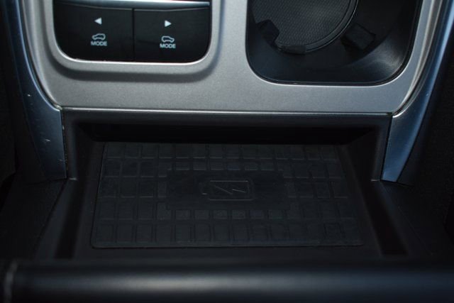 Used 2024 Ford Explorer Limited image 34