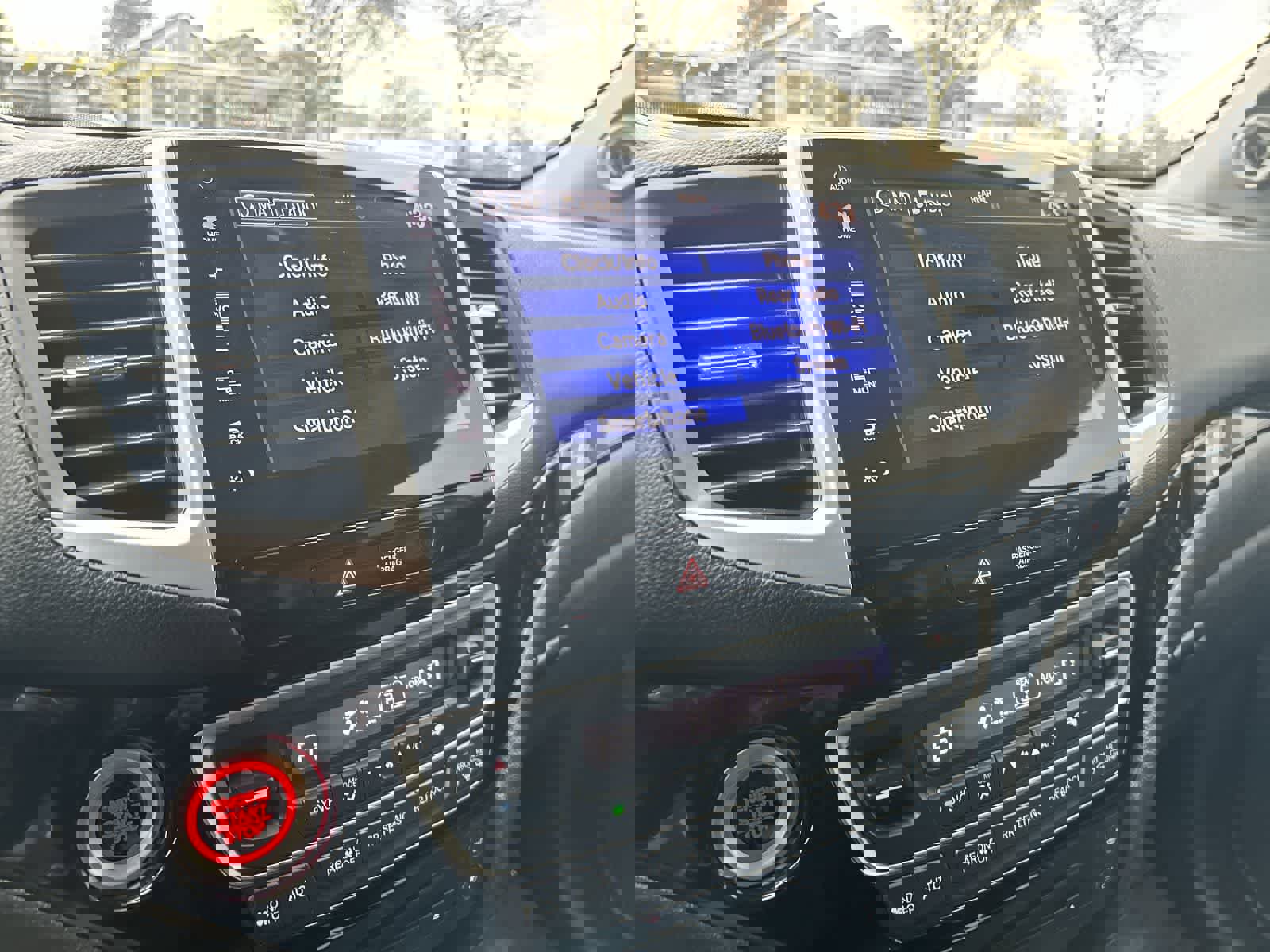 Used 2017 Honda Pilot Elite image 25