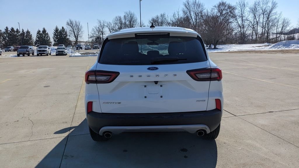 Used 2023 Ford Escape Active image 4