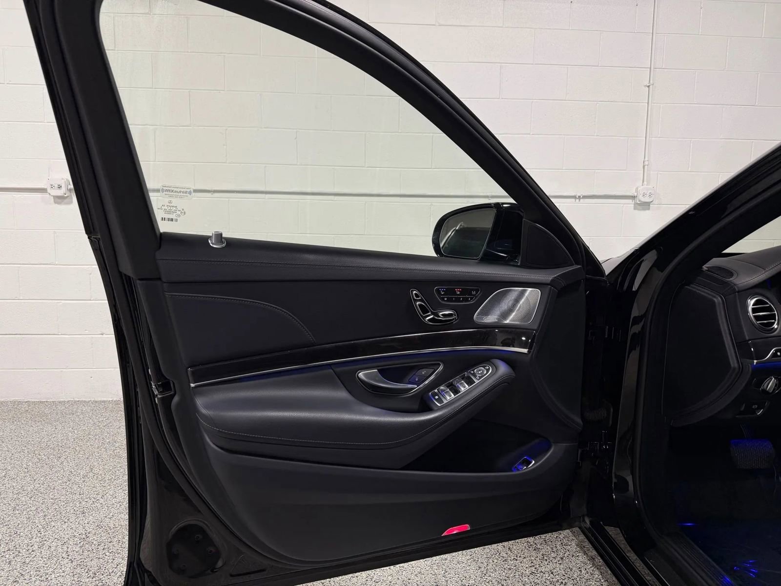 Used 2020 Mercedes-Benz S 450 Sedan image 11