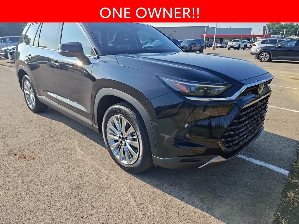 Used 2024 Toyota Grand Highlander AWD image 3