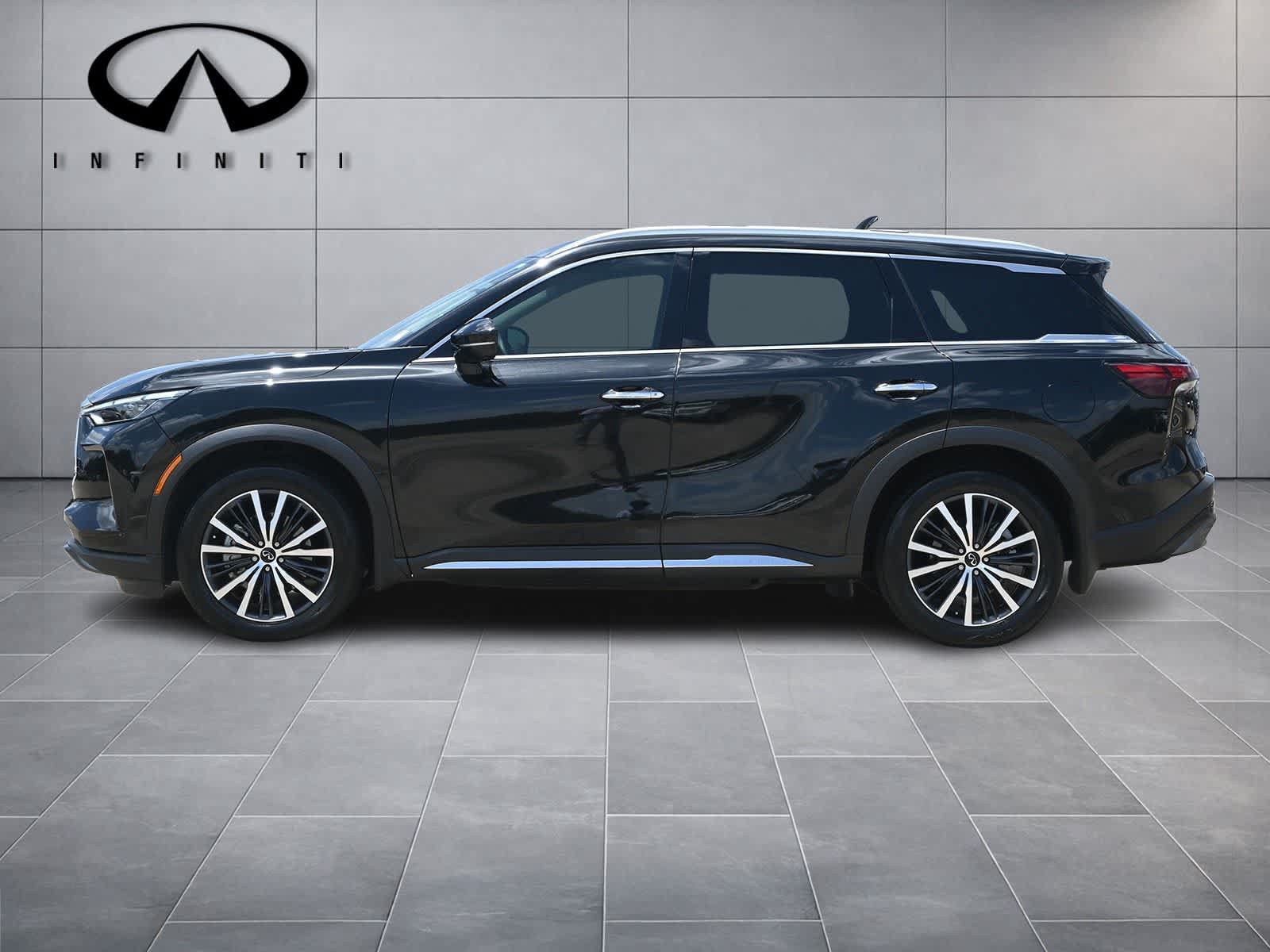 Used 2023 INFINITI QX60 Sensory w/ Vision Package AWD/4WD image 4