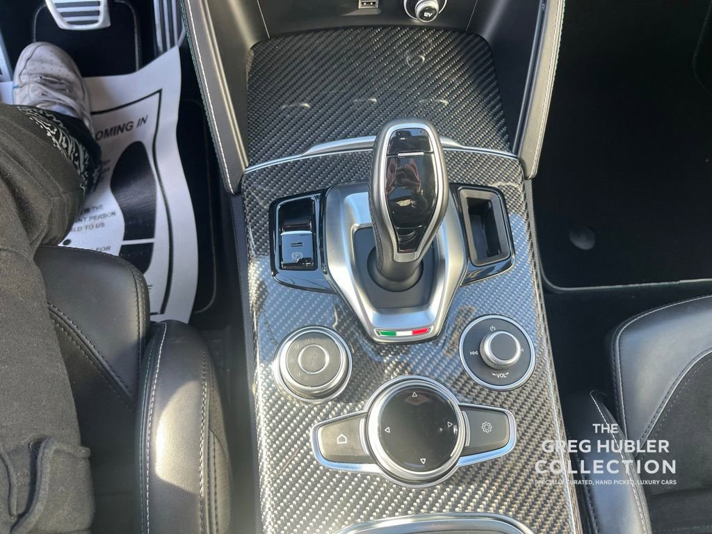 Used 2020 Alfa Romeo Stelvio Quadrifoglio image 20