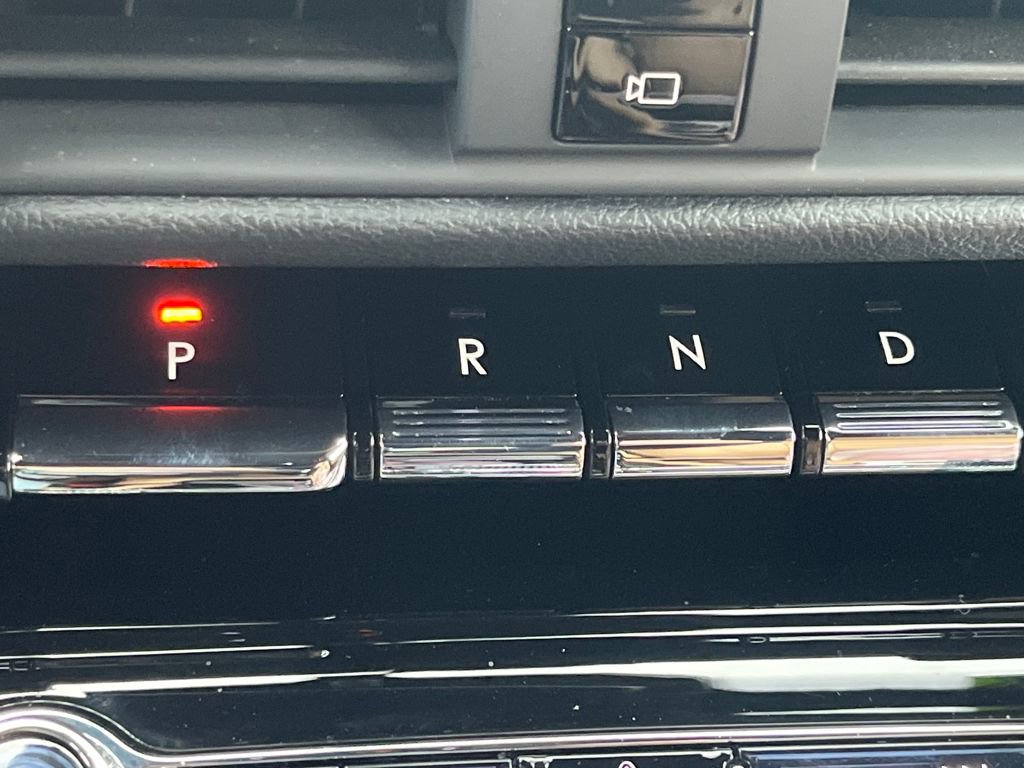 Certified 2022 Lincoln Corsair Reserve w/ Equipment Group 201A image 13