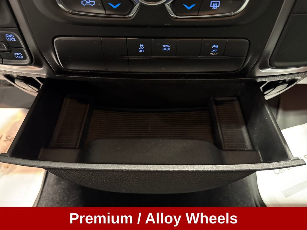 Used 2022 RAM 1500 Classic Warlock w/ Electronics Group AWD/4WD image 17