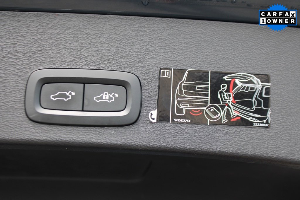 Used 2021 Volvo XC40 T5 Inscription w/ Advanced Package image 40