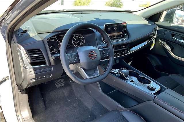 New 2026 Nissan Rogue SV image 5