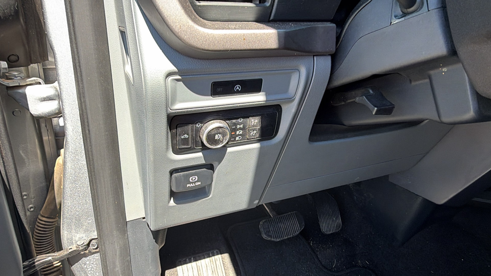 Used 2025 Ford F150 XLT w/ Equipment Group 301A Standard AWD/4WD image 25